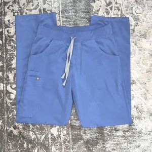 FIGS Kade cargo pants- Women’s Size Small Tall- Ceil Blue